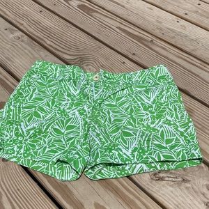 Lilly Pulitzer Shorts Size 4
